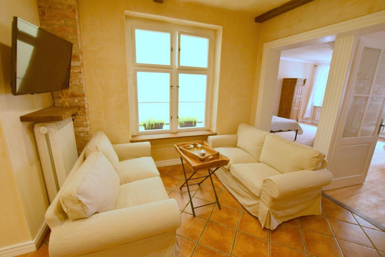 Chung cư 55 m² 2 phòng ngủ, 1 phòng tắm riêng ở Trung tâm thành phố Wroclaw Ngoại thất bức ảnh