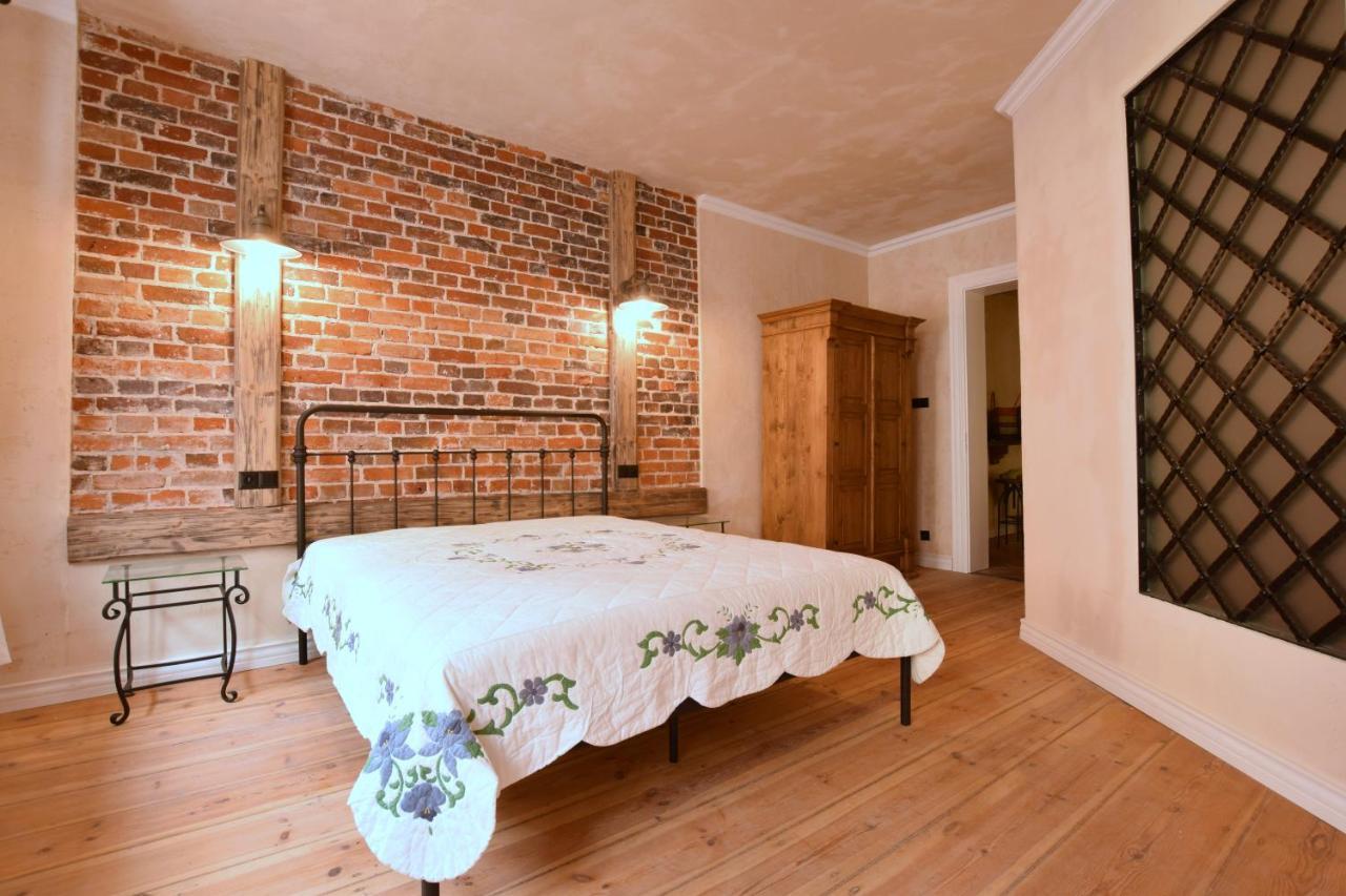 Chung cư 55 m² 2 phòng ngủ, 1 phòng tắm riêng ở Trung tâm thành phố Wroclaw Ngoại thất bức ảnh